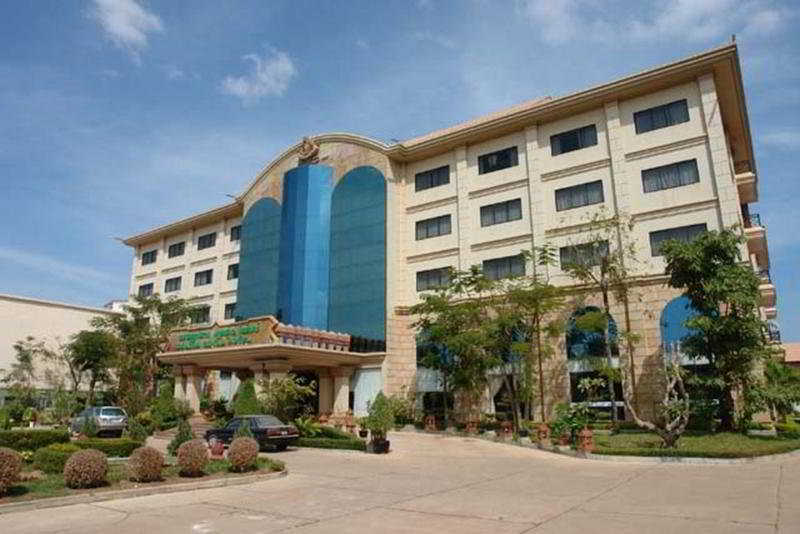 ดราก้อน รอยัล อังกอร์ Hotel เสียมราฐ ภายนอก รูปภาพ